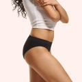 Love Luna Majtki menstruacyjne seamfree TEENS BIKINI dla dziewczynek, czarne, średnie krwawienie