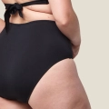 WUKA Kąpielowe majtki menstruacyjne SWIM HIGH, czarne, lekkie krwawienie_2.webp